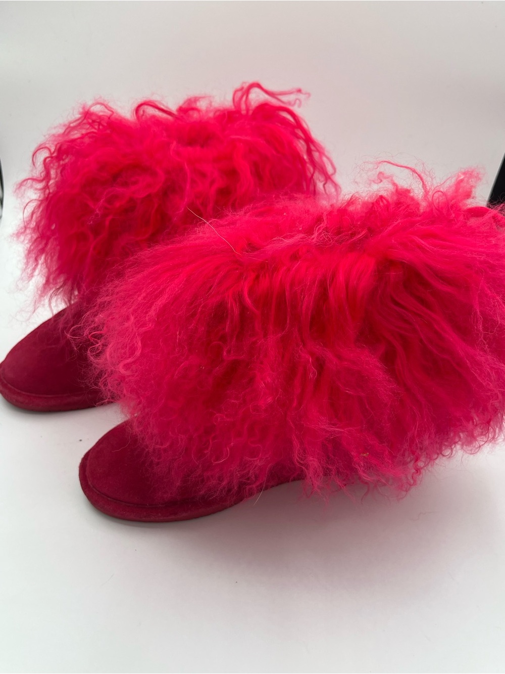 Bearpaw Boo Girls Pink Suede Fuzzy Winter Boots - Size 2